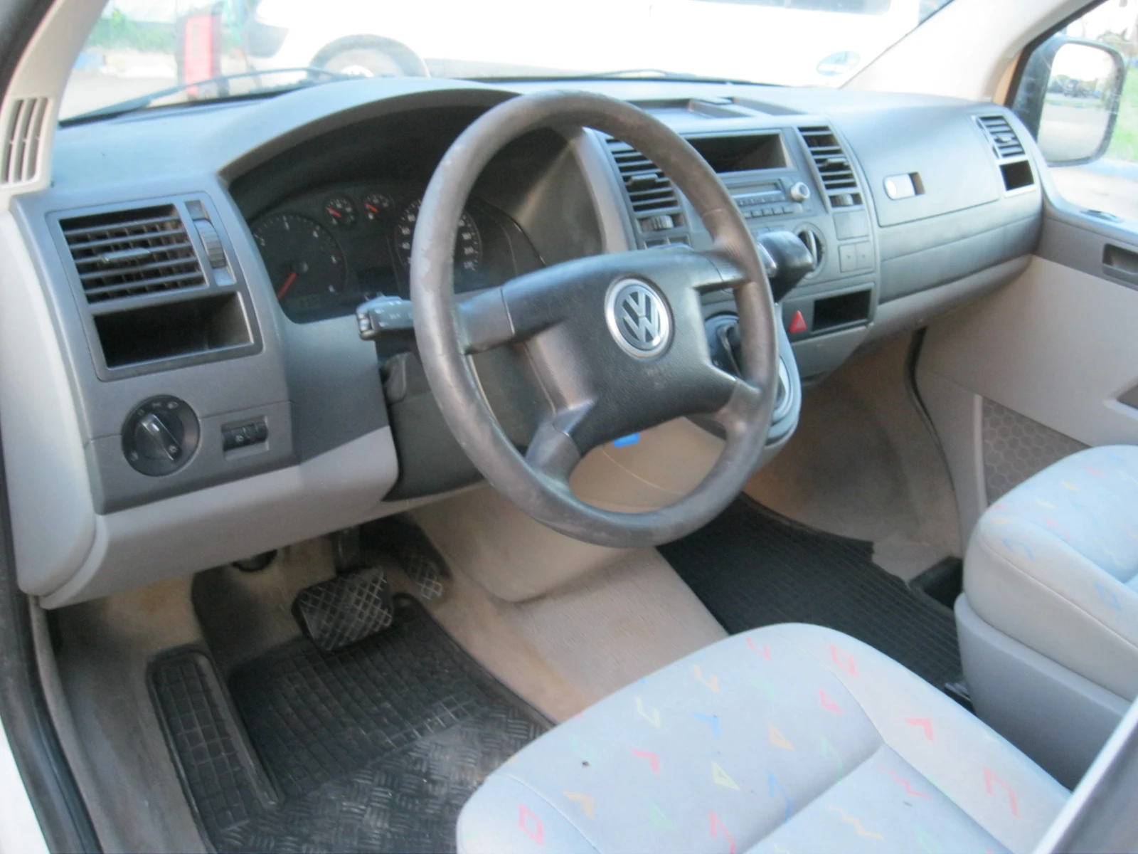 VW T5 2.5-174ks LONG, снимка 9 - Бусове и автобуси - 54511474