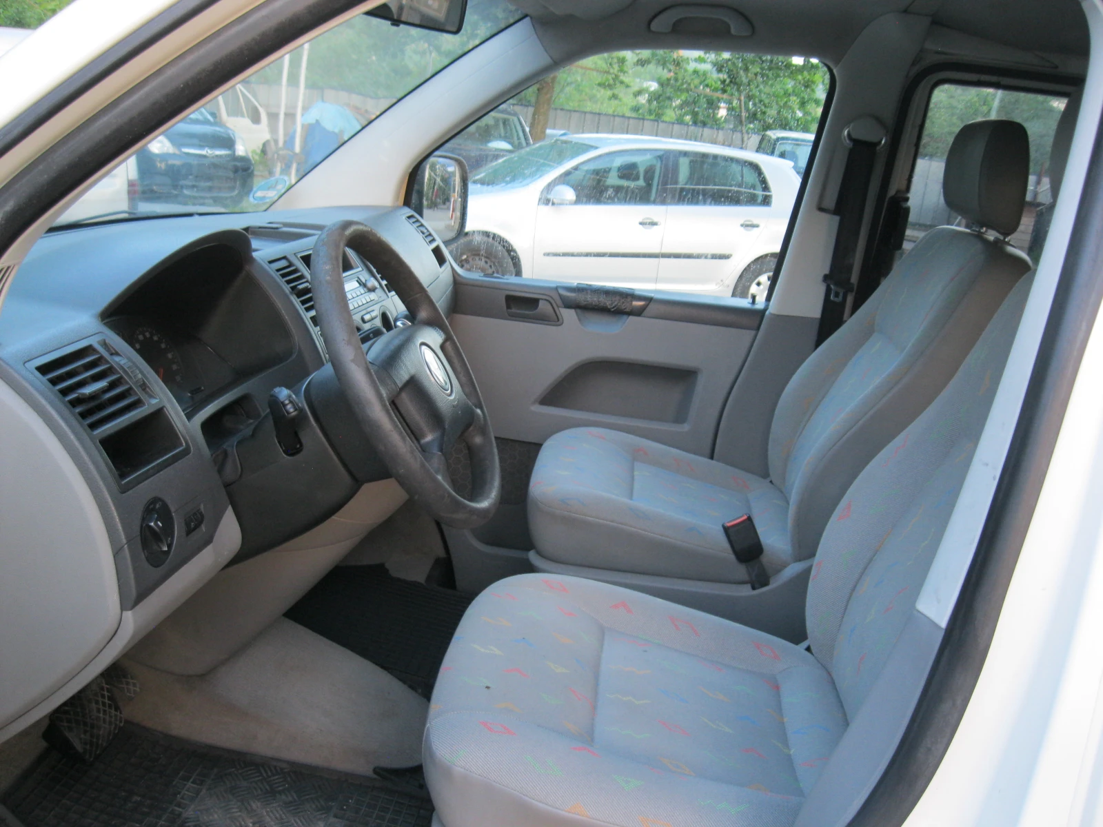 VW T5 2.5-174ks LONG, снимка 10 - Бусове и автобуси - 54511474