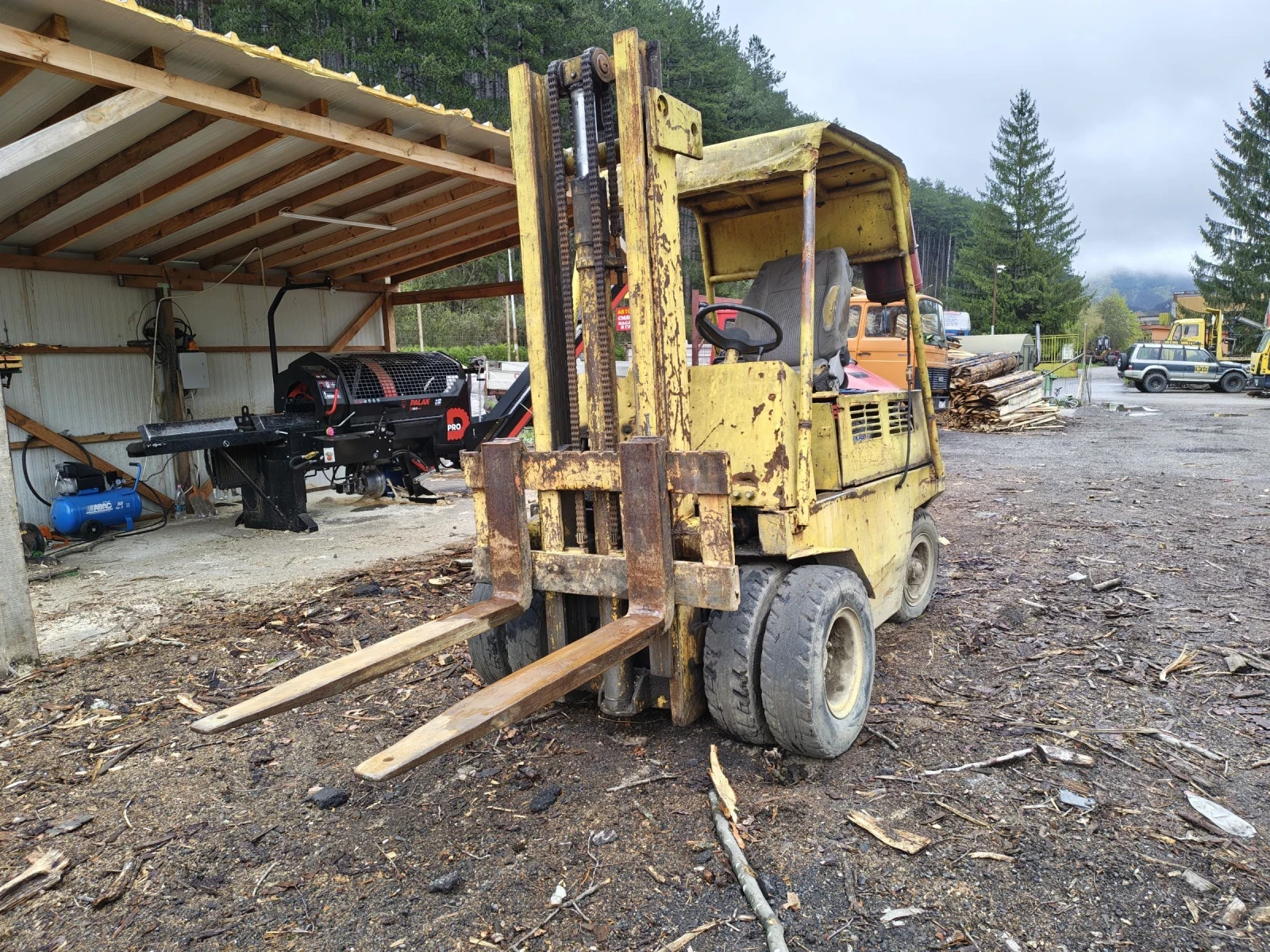 Мотокар BT 3 Цилиндъра Перкинс 1 , снимка 2 - Индустриална техника - 54278110