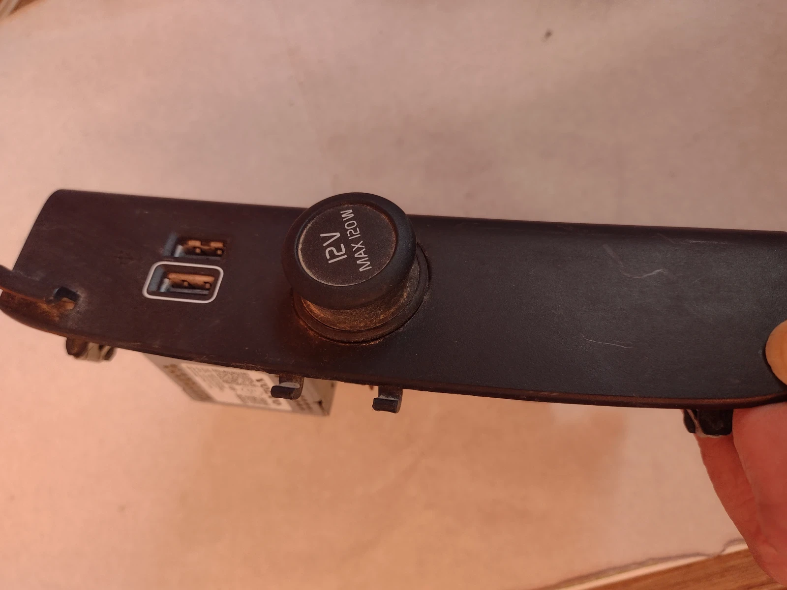 31407038  ����� USB �������� VOLVO XC 40    30407038 | Mobile.bg � ����������� 4