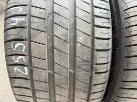 Гуми Летни 255/40R19, снимка 2 - Гуми и джанти - 49541218