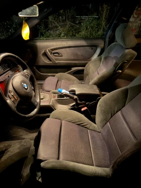 BMW 320, снимка 8