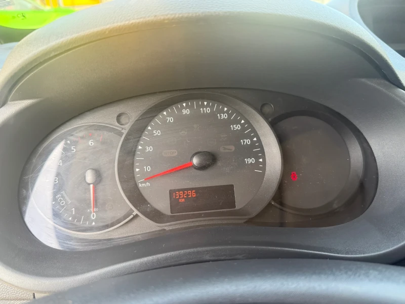 Renault Kangoo, снимка 1 - Автомобили и джипове - 47687931