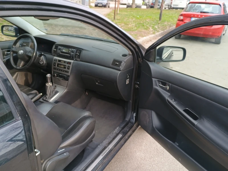 Toyota Corolla 2.0D4D, снимка 6 - Автомобили и джипове - 49065063