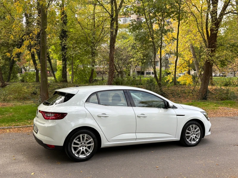 Renault Megane 1.5 Dci Автомат  109к КМ, снимка 10 - Автомобили и джипове - 51078975
