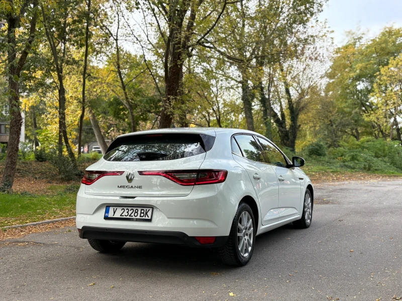 Renault Megane 1.5 Dci Автомат  109к КМ, снимка 8 - Автомобили и джипове - 51078975