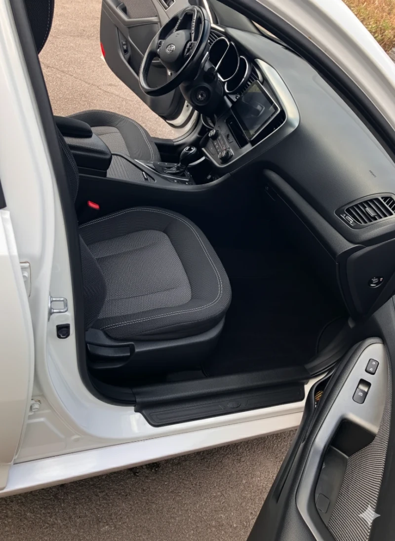 Kia Optima 1.7 CRDI КОЛЕДНА ПРОМОЦИЯ , снимка 10 - Автомобили и джипове - 51919153