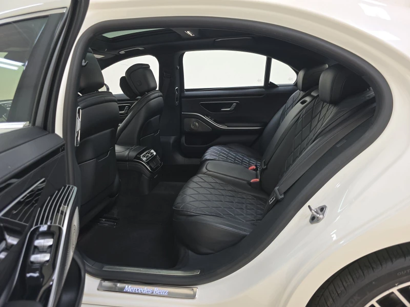 Mercedes-Benz S 580, снимка 13 - Автомобили и джипове - 53109192