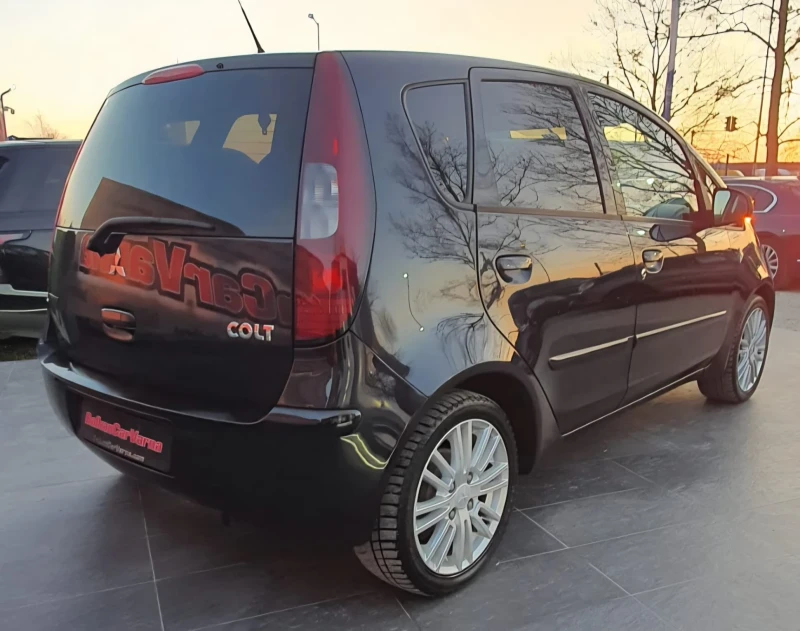 Mitsubishi Colt 1.1 Бензин/Газ, снимка 6 - Автомобили и джипове - 53475092