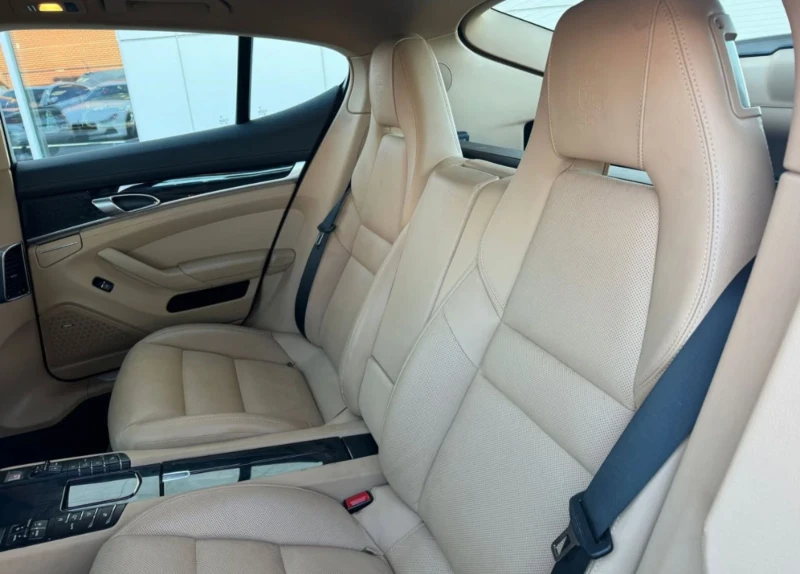 Porsche Panamera * SportDesign* Panorama* АвтоКредит* ЦЕНА ДО БГ - 42999 лв. - 36570954 | Car24.bg
