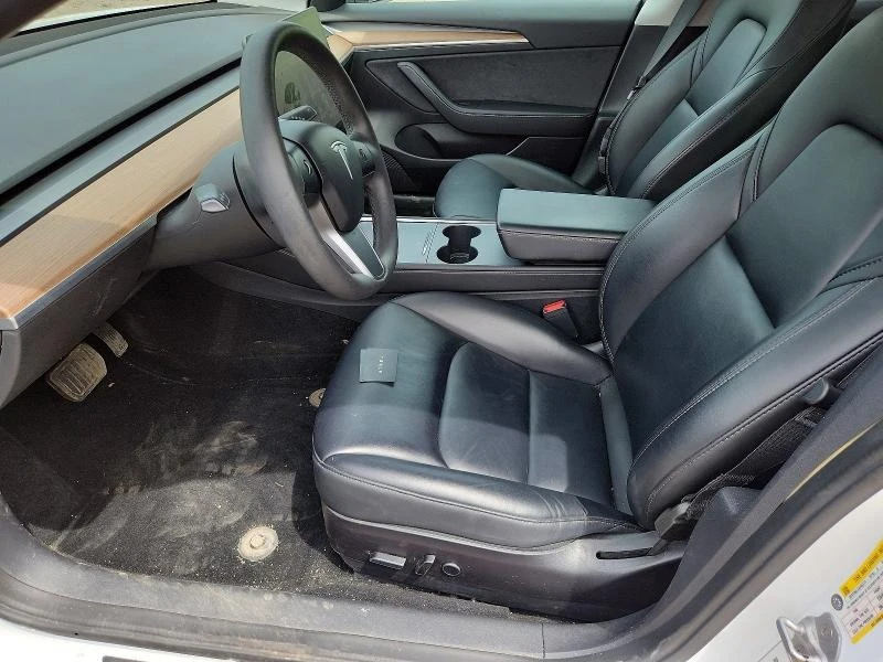 Tesla Model 3, снимка 7 - Автомобили и джипове - 54818898