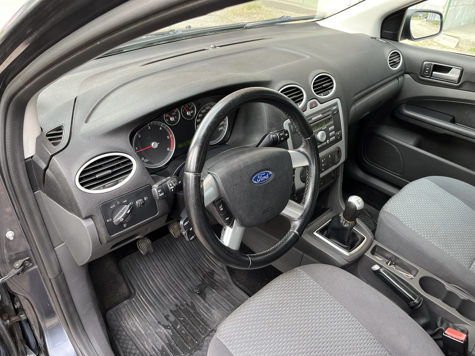 Ford Focus 1.6 TDCI - изображение 7