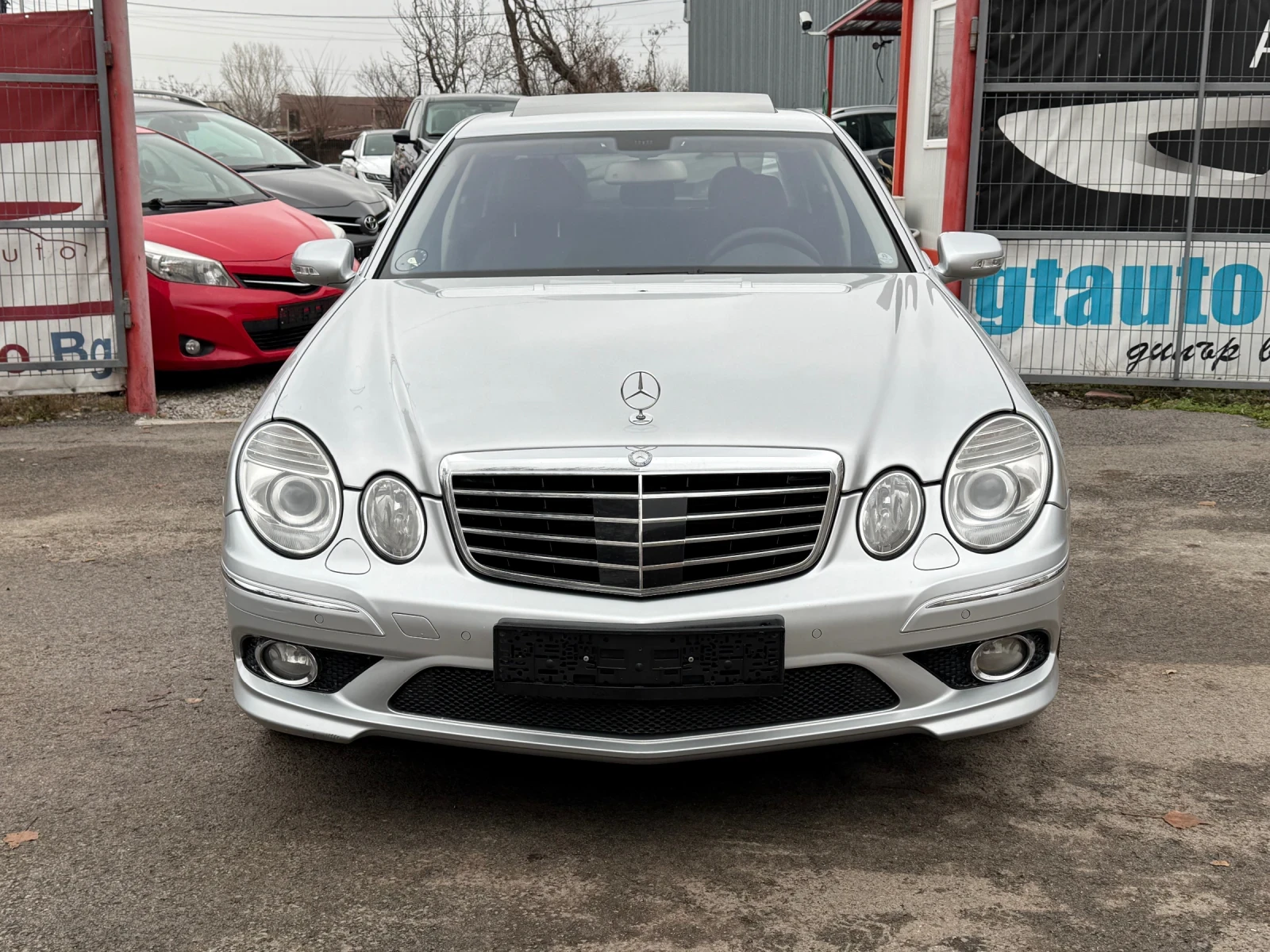 Mercedes-Benz E 500 Face AMG-pack V8 388 кс 4MATIC 5G-TRONIC DISTRONIC - изображение 2