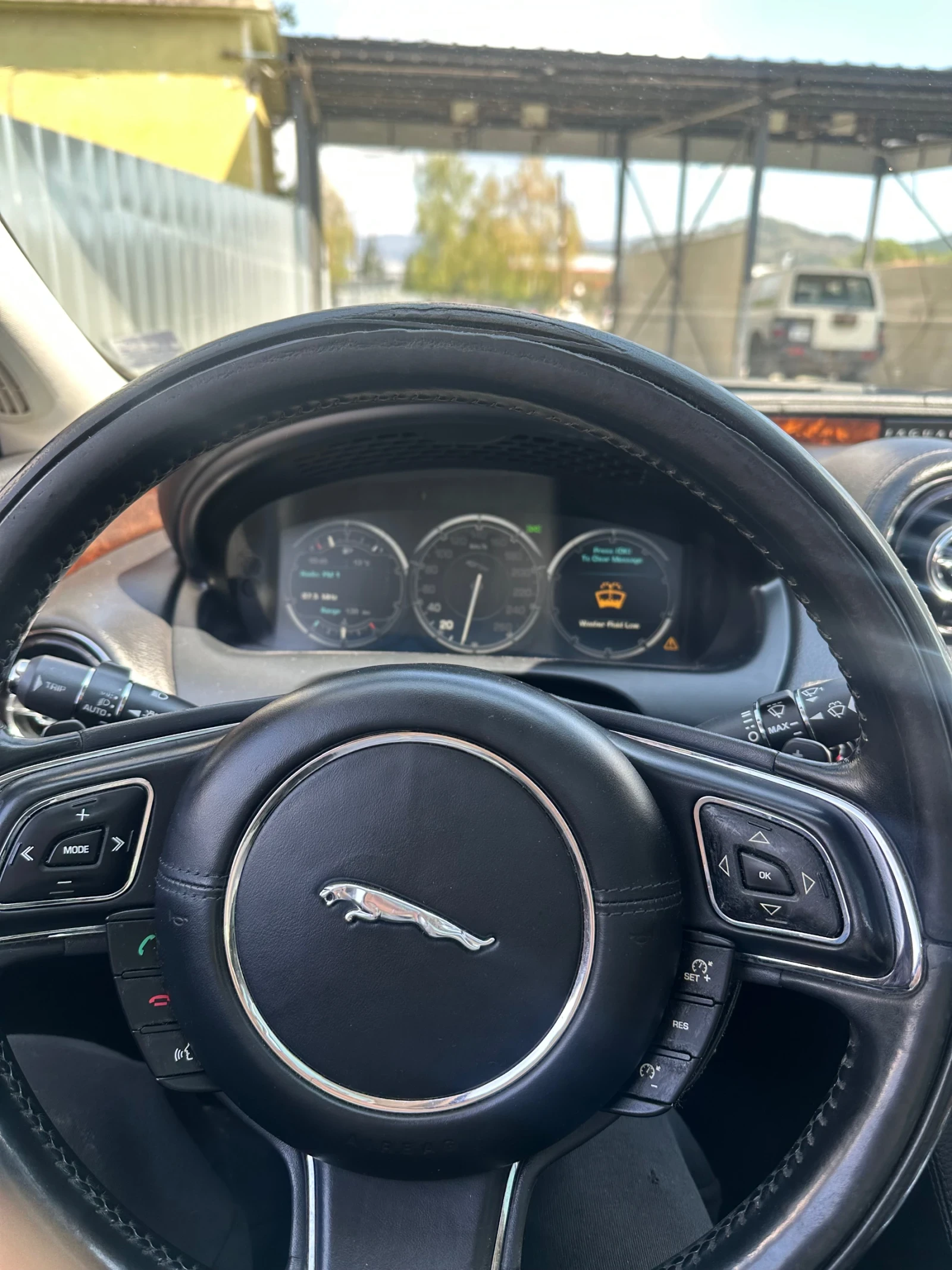 Jaguar Xj  - изображение 6
