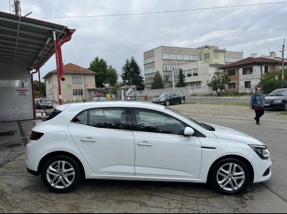 Renault Megane 1.5 Dci Автомат  106к КМ - изображение 9