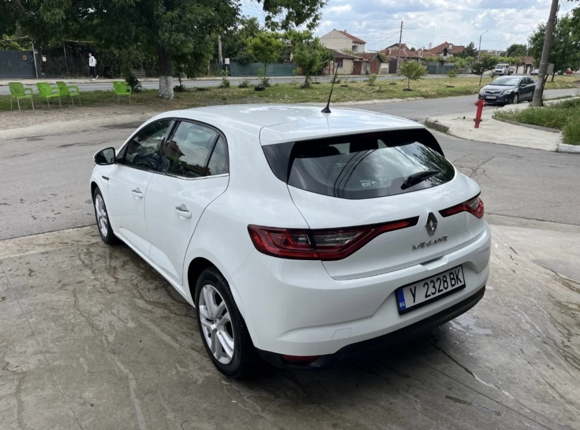 Renault Megane 1.5 Dci Автомат  106к КМ - изображение 6
