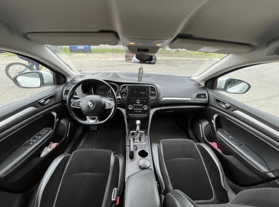 Renault Megane 1.5 Dci Автомат  106к КМ - изображение 10
