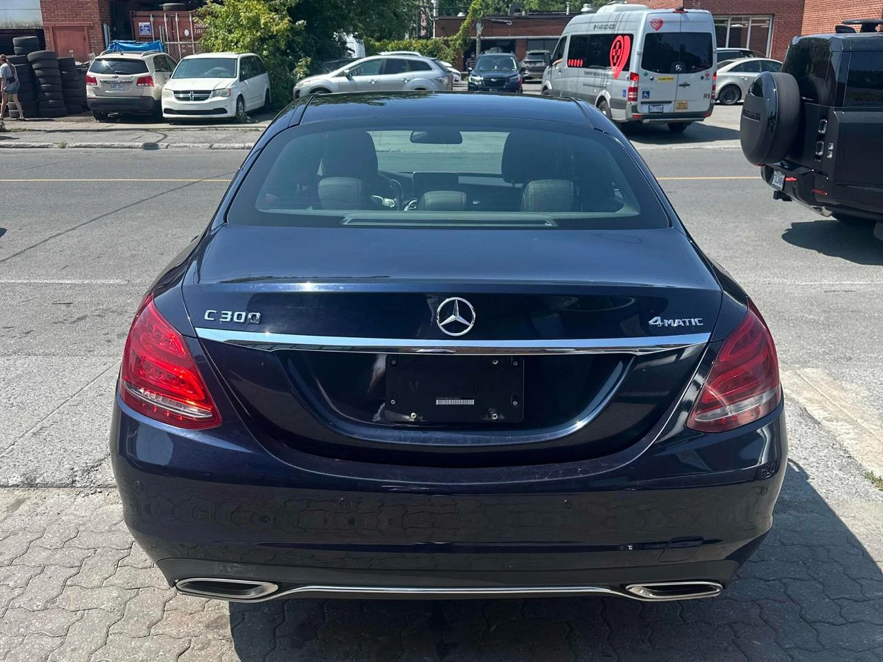 Mercedes-Benz C 300 AWD* Авто финансиране* Карфакс - изображение 4