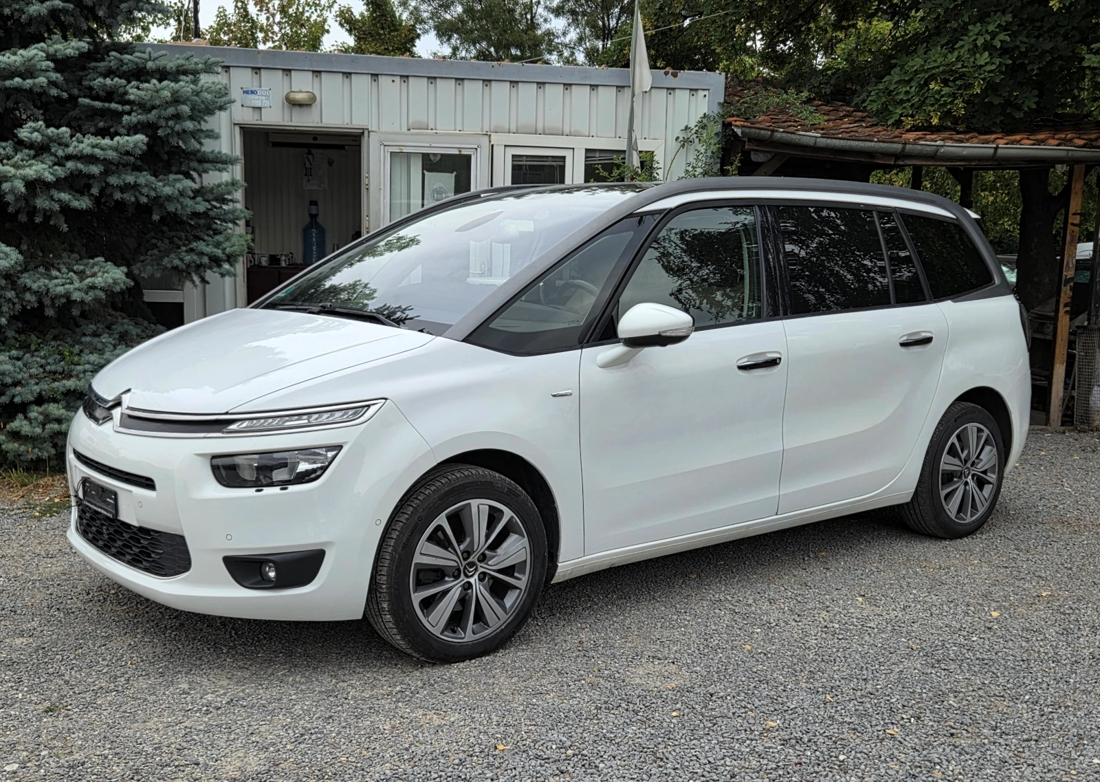 Citroen Grand C4 Picasso 2.0HDI 150hp DSTR/NAVI/KEYLESS/PANORAMA - изображение 2
