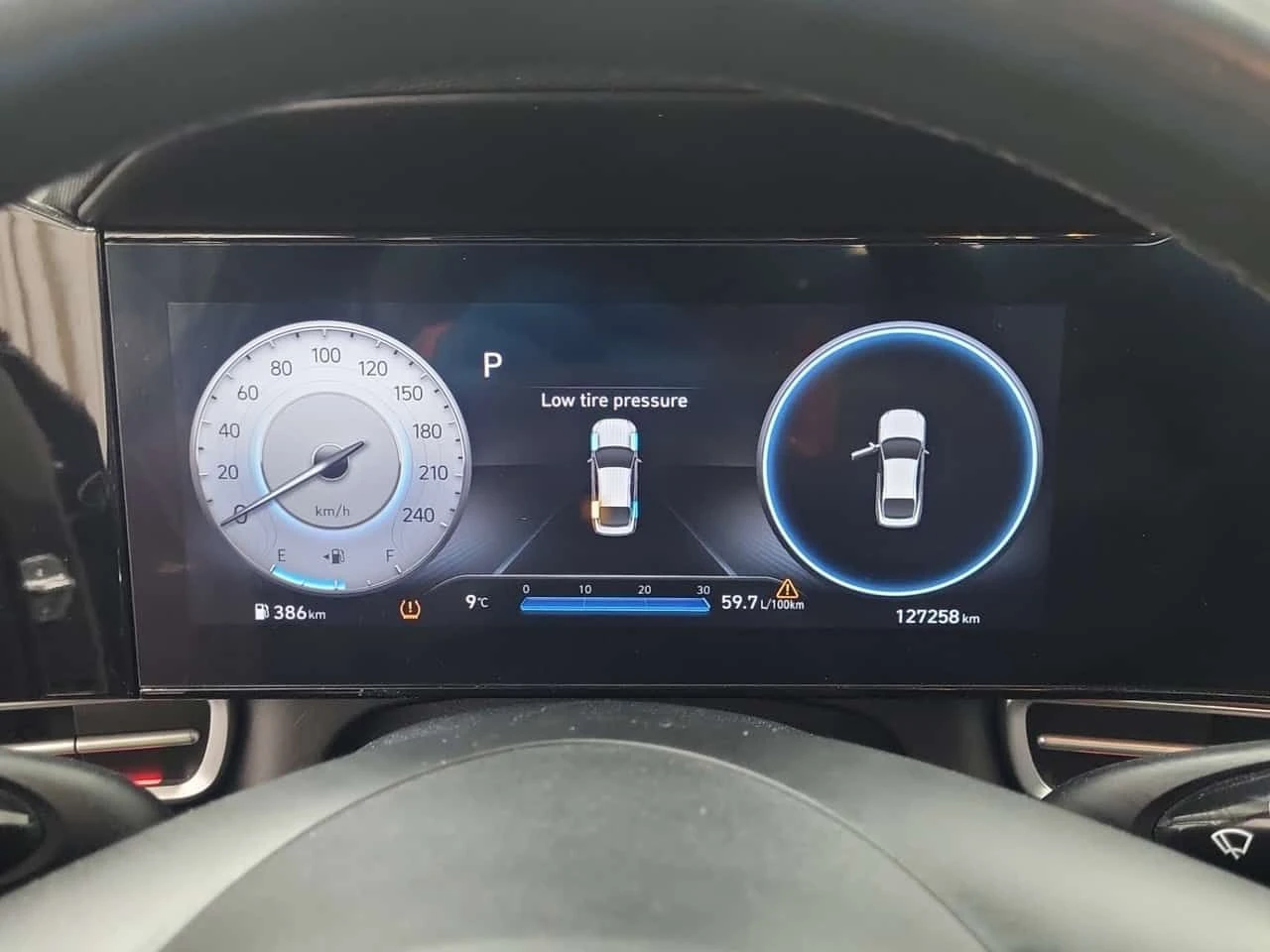 Hyundai Elantra * LUXURY * * KEYLESS GO* * ПАНОРАМА*  - изображение 10