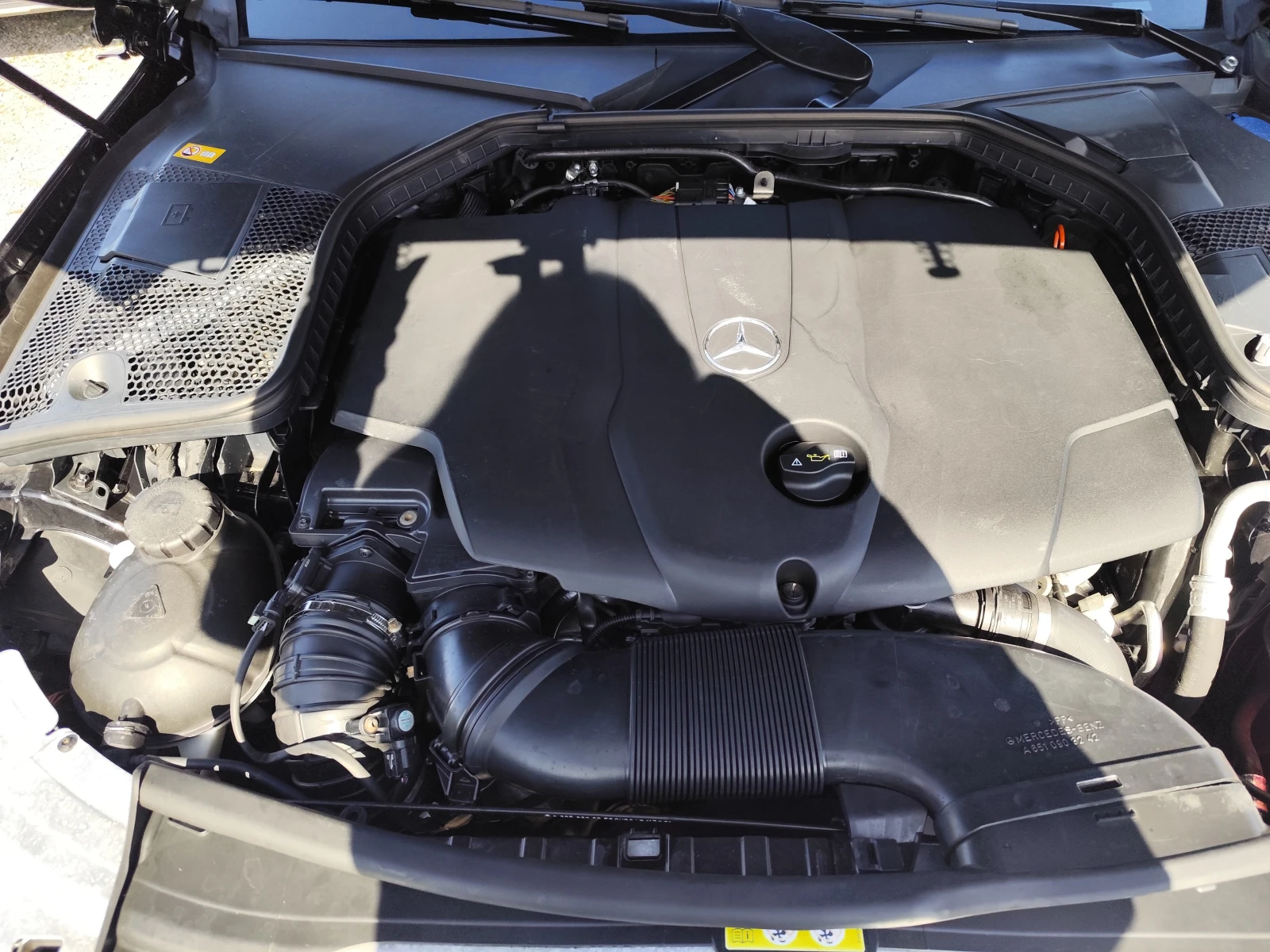 Mercedes-Benz C 220 2.2D* EURO6B* LED* NAVI* КОЖА* , снимка 15 - Автомобили и джипове - 53770064