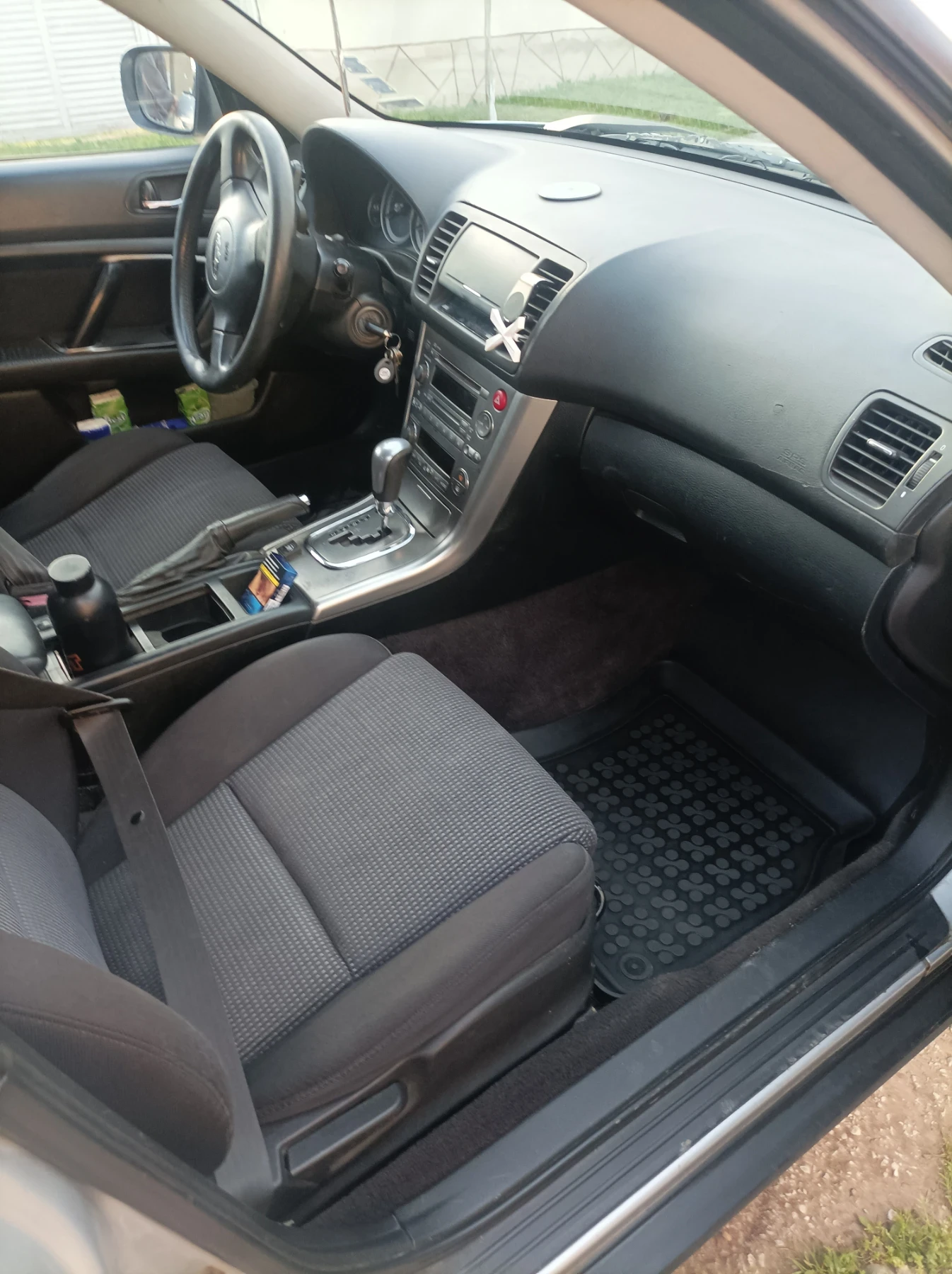 Subaru Outback, снимка 8 - Автомобили и джипове - 54127837