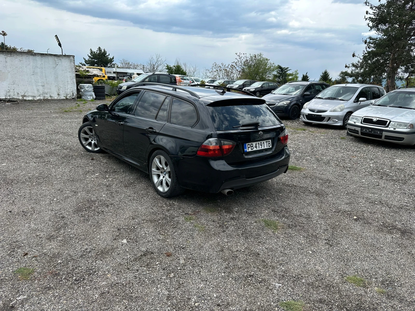 BMW 320 2.0/163k.s/Facelift/M-paket/Automat, снимка 5 - Автомобили и джипове - 54447740
