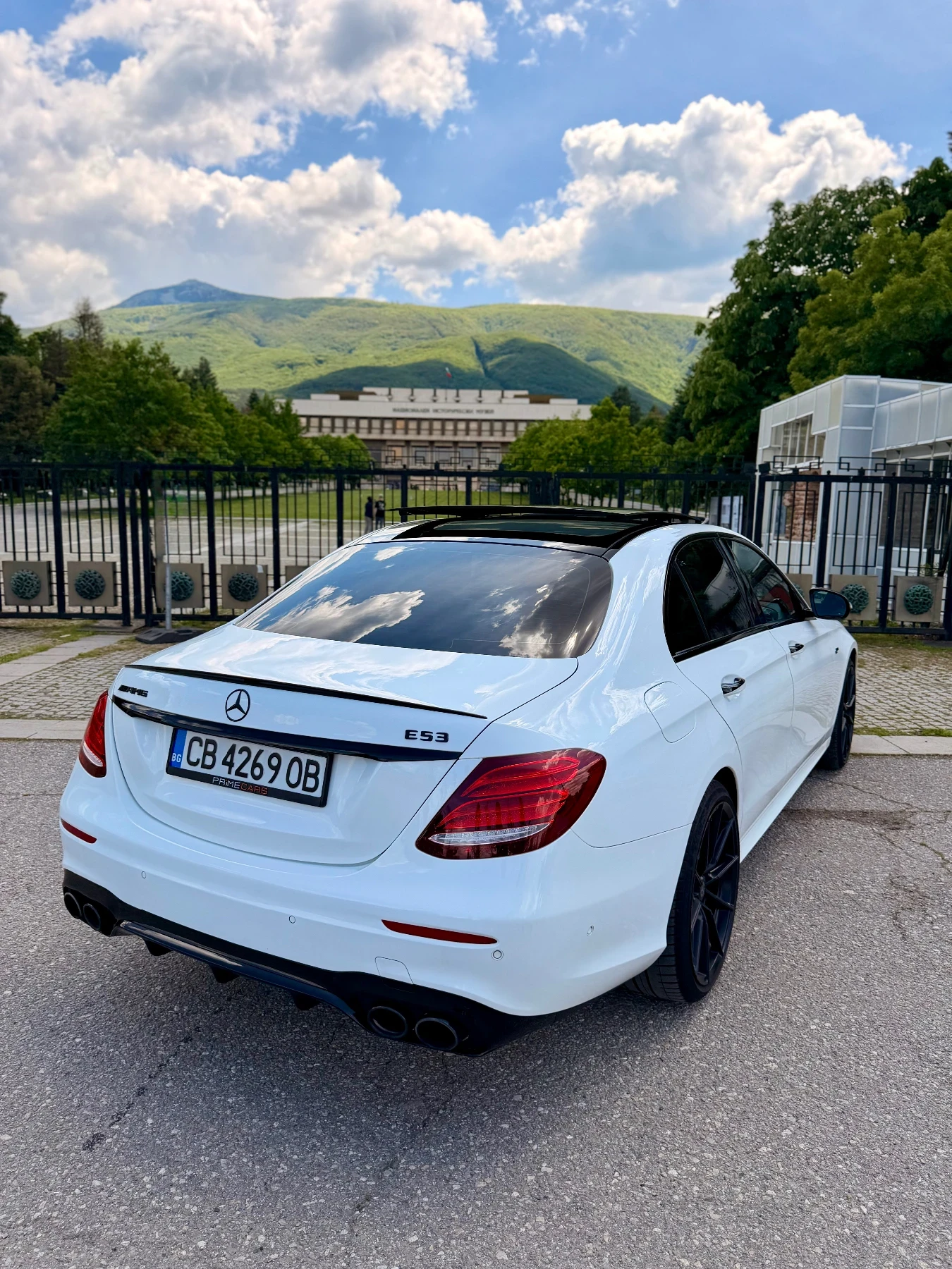 Mercedes-Benz E 53 AMG, снимка 2 - Автомобили и джипове - 54672982