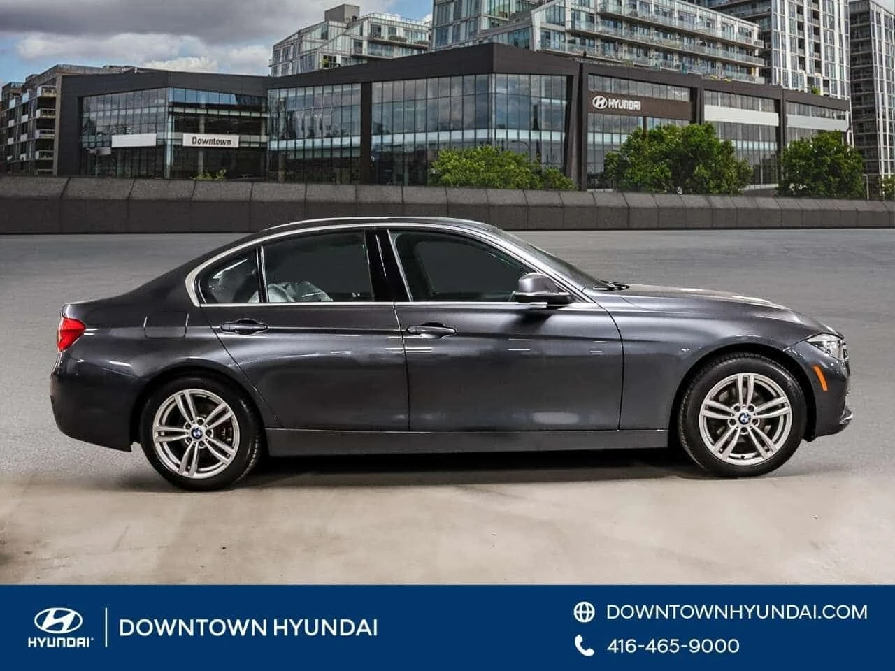 BMW 330 * 330i xDrive Sedan * CARFAX * ЦЕНА ДО БГ, снимка 3 - Автомобили и джипове - 54894216