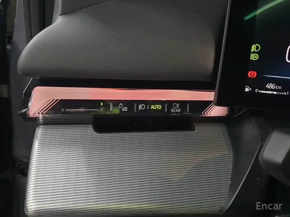 BMW 520 M SPORT* КОЖА* ПОДГРЕВИ* CARPLAY* 360 CAM, снимка 13 - Автомобили и джипове - 54982478
