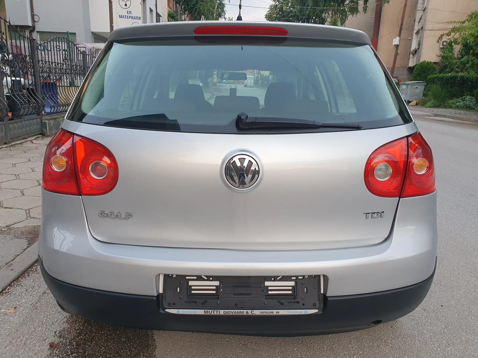 VW Golf 1.9TDI-105k.s., снимка 4 - Автомобили и джипове - 55270546