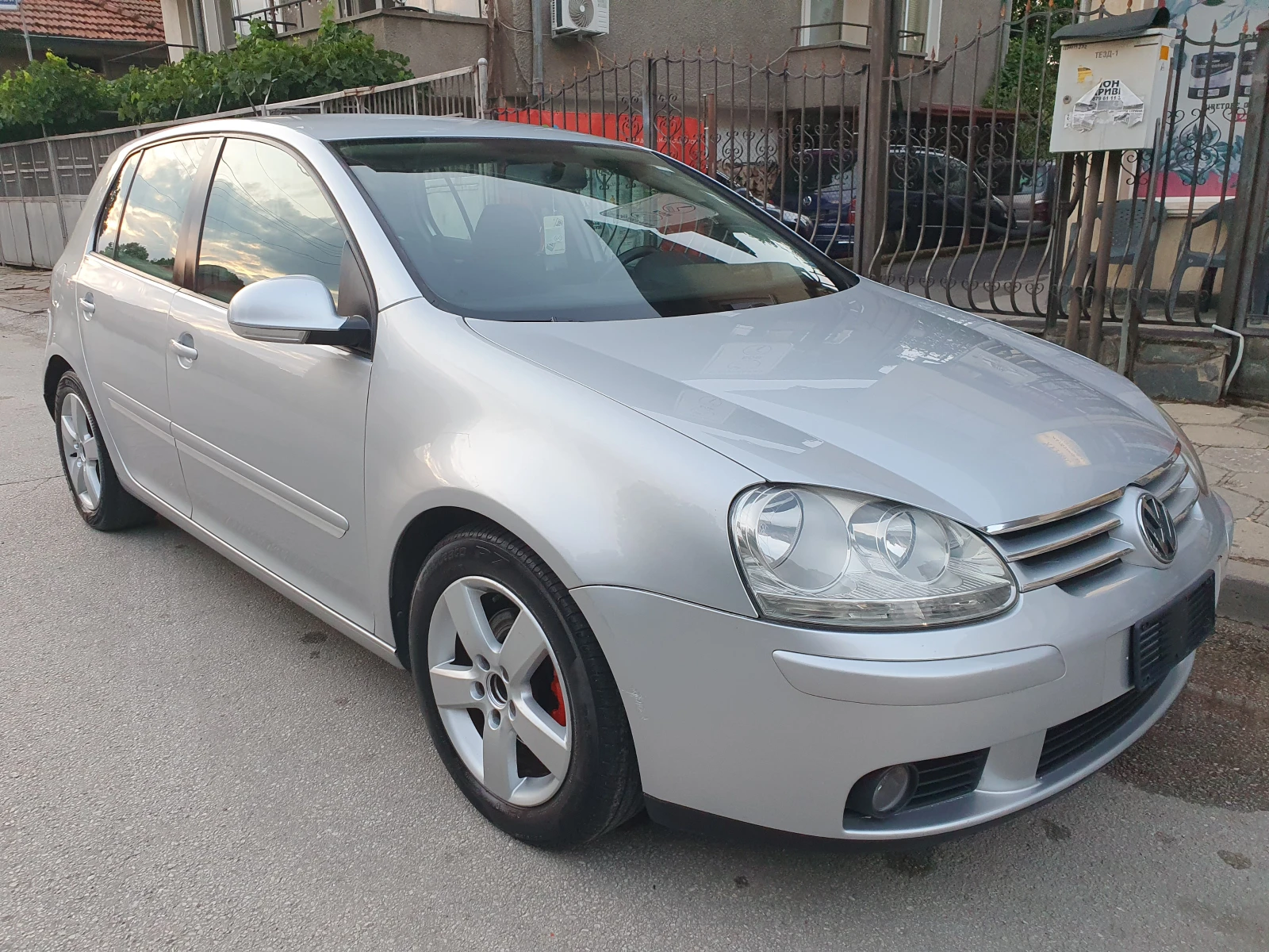 VW Golf 1.9TDI-105k.s., снимка 7 - Автомобили и джипове - 55270546