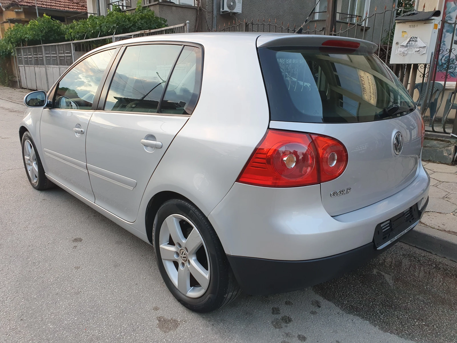 VW Golf 1.9TDI-105k.s., снимка 3 - Автомобили и джипове - 55270546