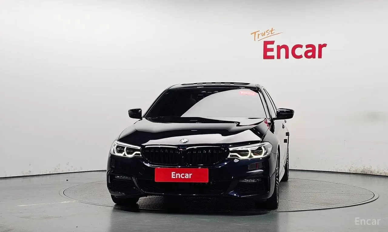BMW 530 * 530i M Sport Package Plus* АВТОКРЕДИТ* , снимка 3 - Автомобили и джипове - 55978665