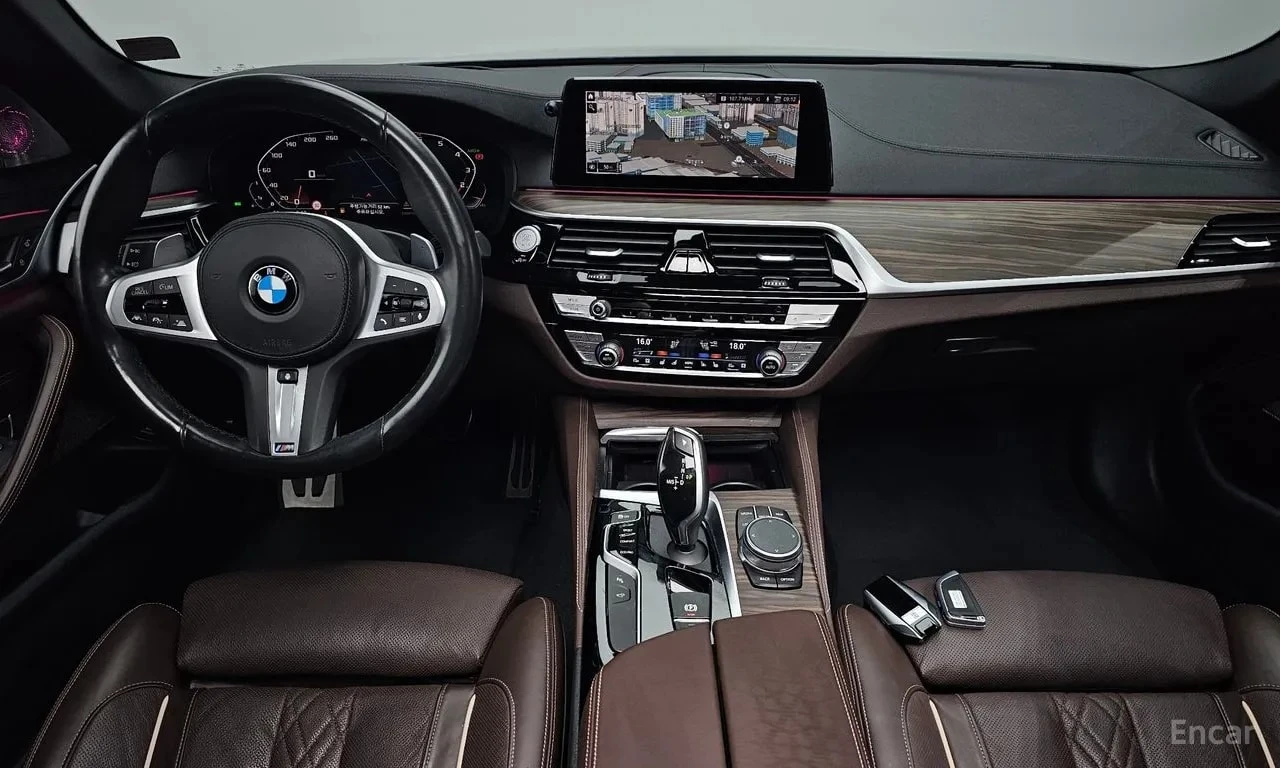 BMW 530 * 530i M Sport Package Plus* АВТОКРЕДИТ* , снимка 7 - Автомобили и джипове - 55978665