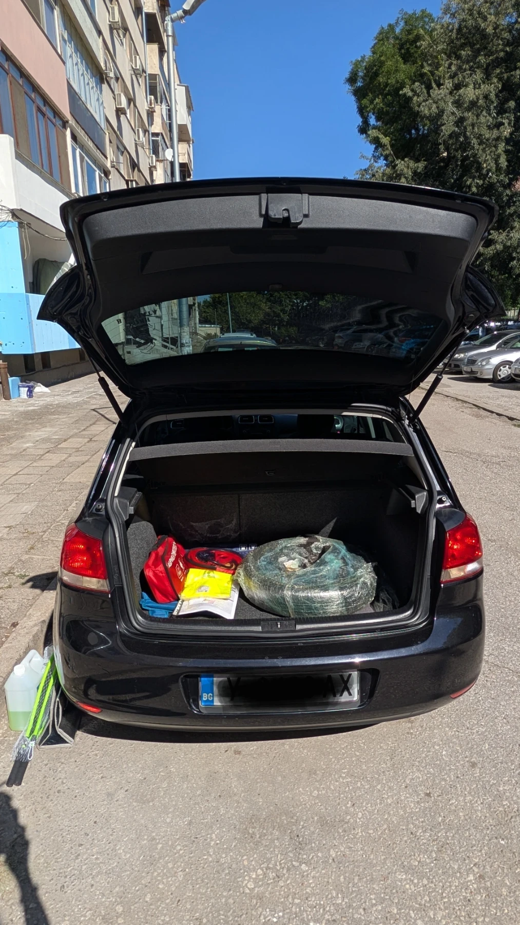 VW Golf 1.6 Bifuel Фабрична газ, снимка 12 - Автомобили и джипове - 56099056