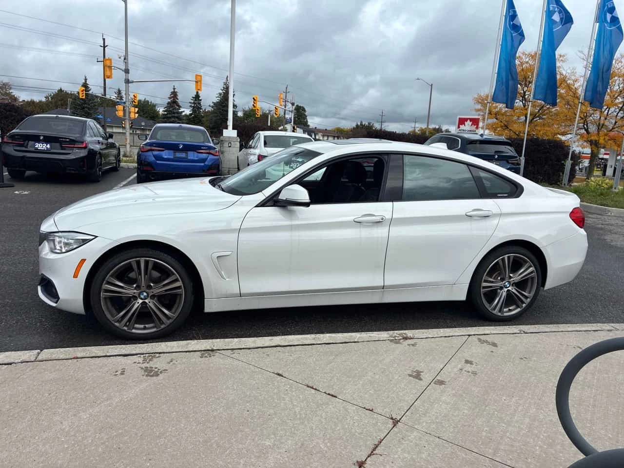BMW 428 i xDrive | CARFAX | ������ ���������������� �� BMW | Mobile.bg � ����������� 3
