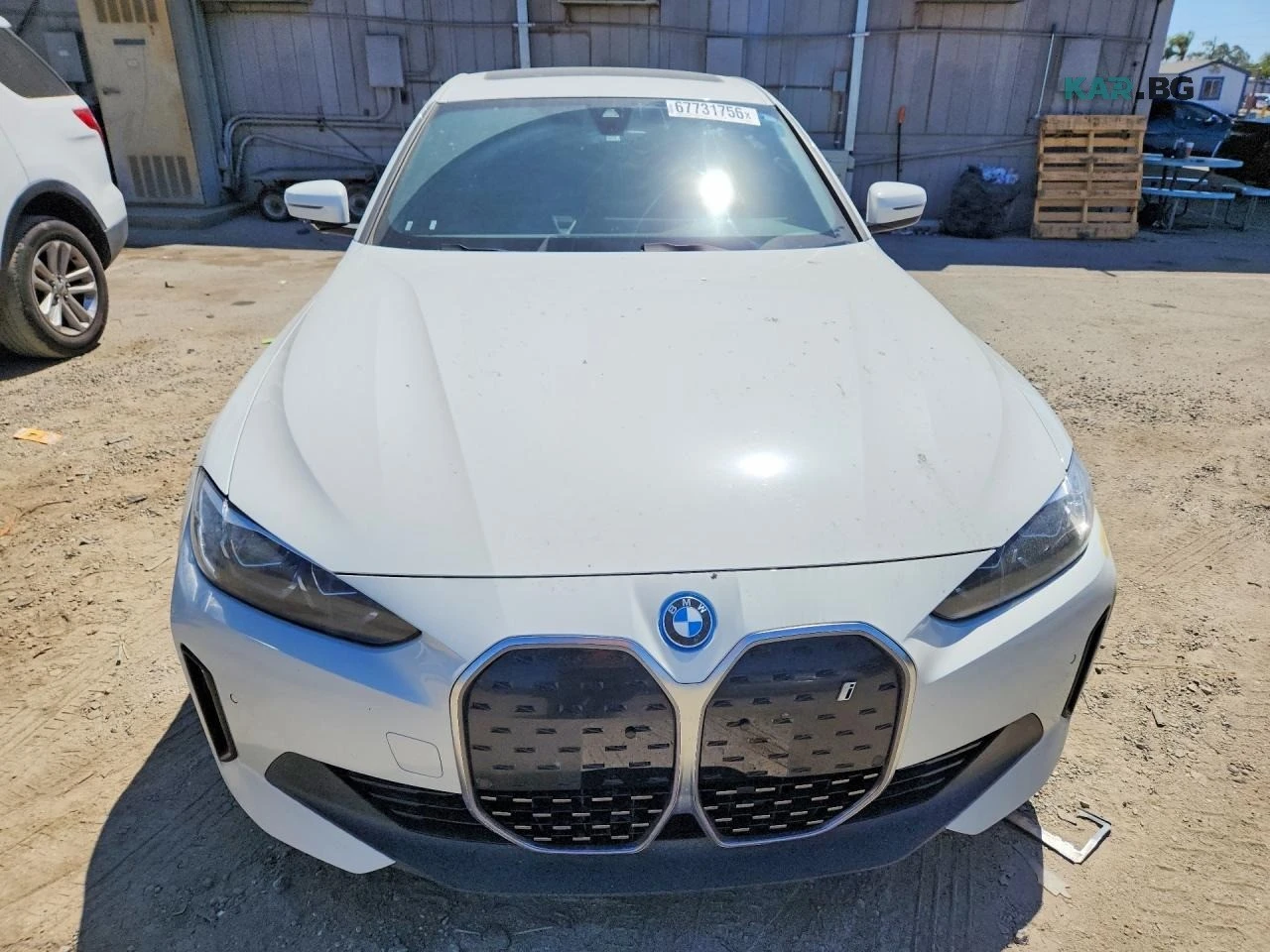 BMW i4 EDRIVE-40* PODGREV* CAMERA* HI-FI* AMBIENT, снимка 2 - Автомобили и джипове - 56625946