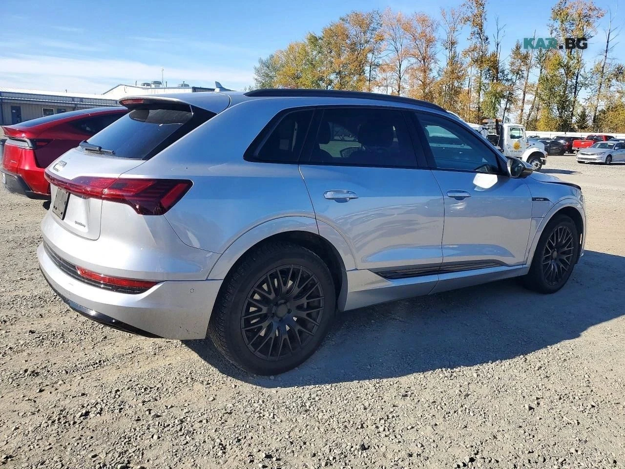 Audi E-Tron, снимка 4 - Автомобили и джипове - 56683308