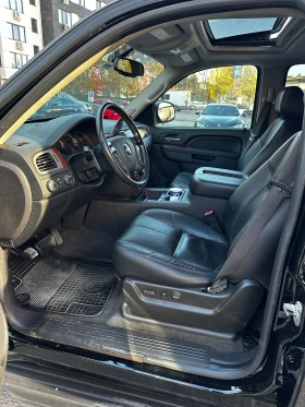 Chevrolet Suburban 1500 LT, снимка 6