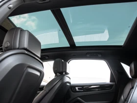 Porsche Cayenne 2019 Porsche Cayenne AWD, снимка 11