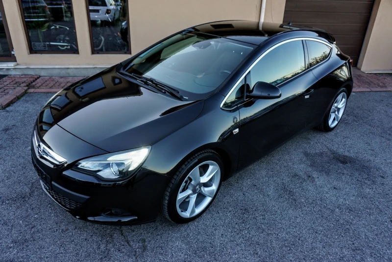 Opel Astra GTC 1.7 CDTI ECOTEC COSMO, снимка 1 - Автомобили и джипове - 41966836