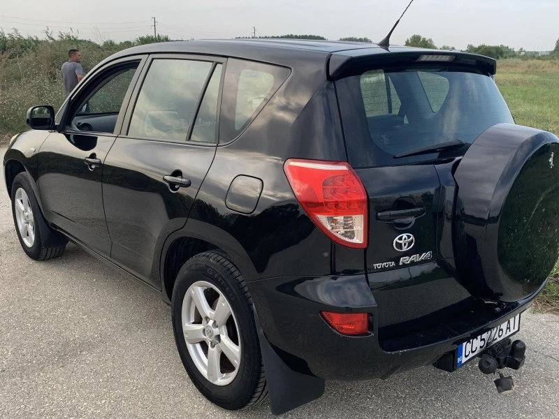 Toyota Rav4 SUV, снимка 5 - Автомобили и джипове - 46058852