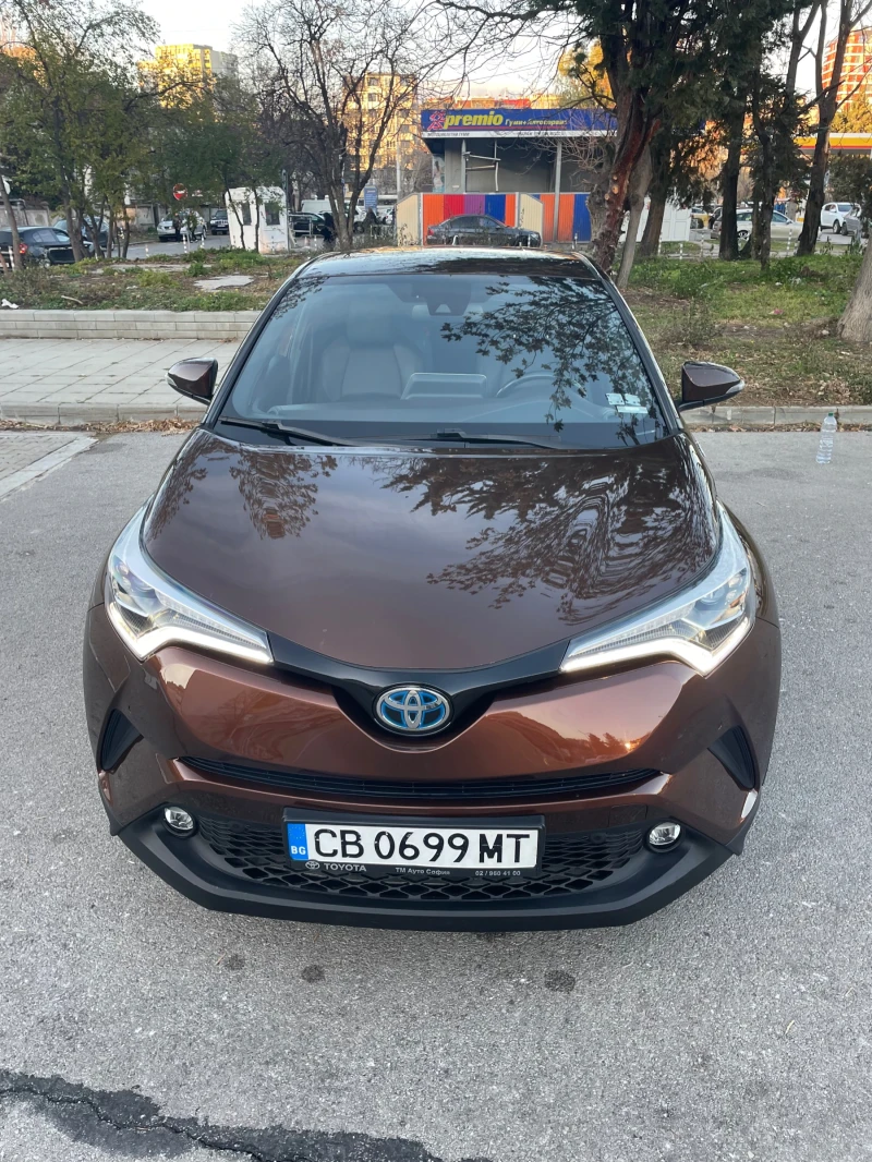 Toyota C-HR CLASSY Hibrid 1.8 ГАРАНЦИЯ ОТ TOYOTA, снимка 2 - Автомобили и джипове - 48151421