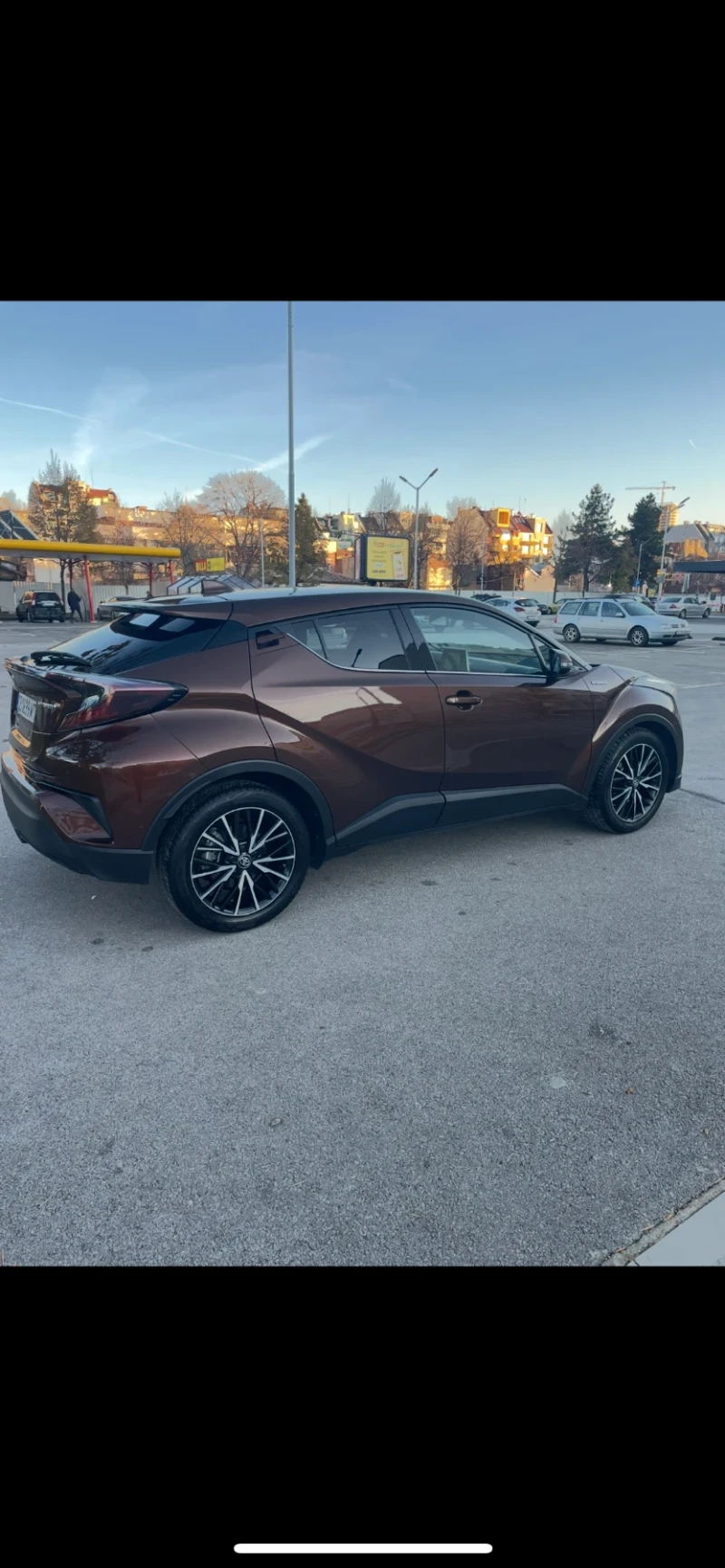 Toyota C-HR CLASSY Hibrid 1.8 ГАРАНЦИЯ ОТ TOYOTA(ОБСЛУЖЕН ), снимка 6 - Автомобили и джипове - 51416322