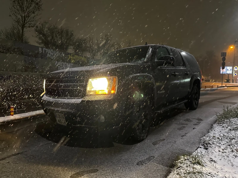 Chevrolet Suburban 1500 LT, снимка 7 - Автомобили и джипове - 48884964