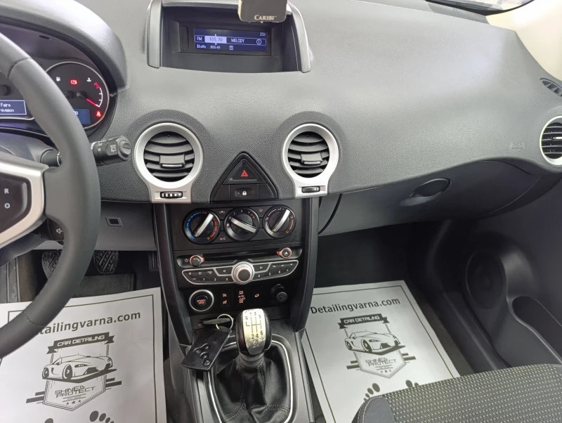 Renault Koleos 2.5i Швейцария, снимка 9 - Автомобили и джипове - 51222234