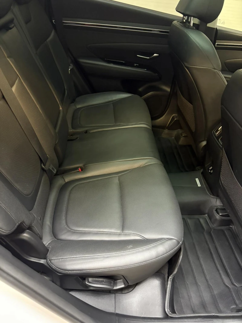 Hyundai Tucson 2.5 HTRAC 4x4, снимка 13 - Автомобили и джипове - 52512018