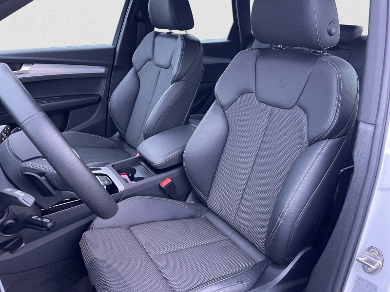 Audi Q5 2.0TDI* S-LINE* DISTR* CAM* MATRIX* CARPLAY* , снимка 6 - Автомобили и джипове - 52731113