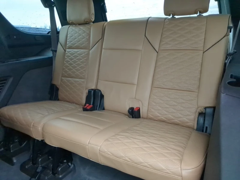 Cadillac Escalade * SPORT * CARFAX * БЕЗ ПЪРВОНАЧАЛНА ВНОСКА, снимка 14 - Автомобили и джипове - 53096274